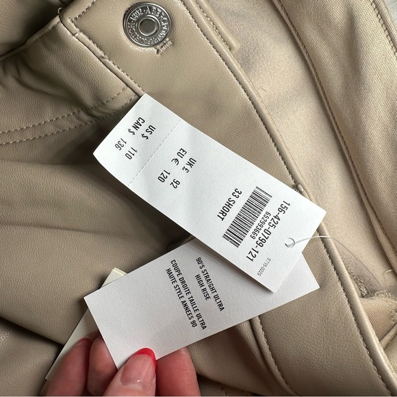 Abercrombie  and Fitch 90’s Ultra High Rise Faux Leather Pants - Picture 6 of 8